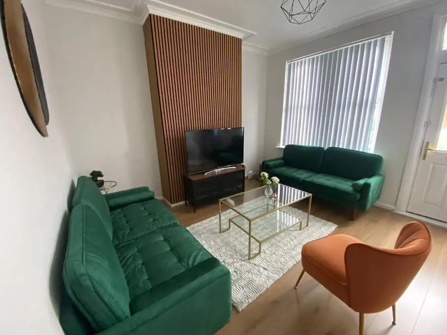 Apartment 3-Bed House Near M1 & Meadowhall With Free Parking Brightside United Kingdom